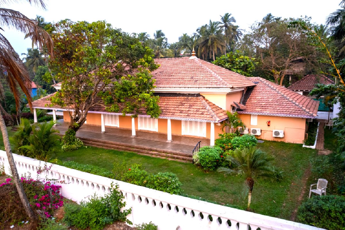 ROSASTAYS Panjim, North Goa